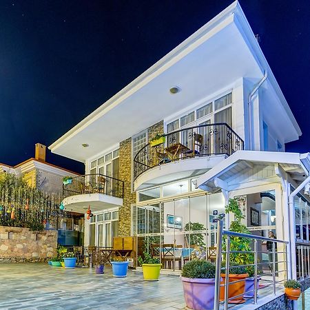 Nefes Hotel Ayvalik Exterior photo