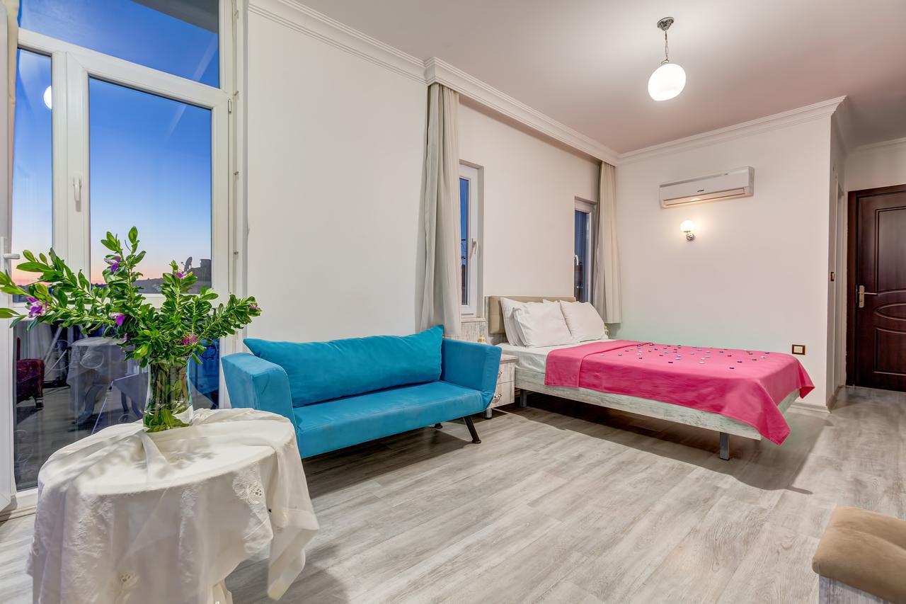 Nefes Hotel Ayvalik Exterior photo