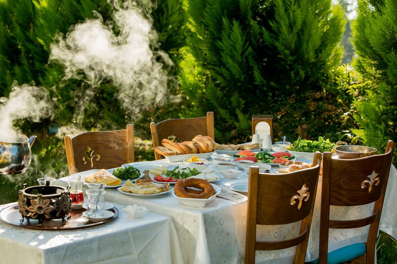 Nefes Hotel Ayvalik Exterior photo