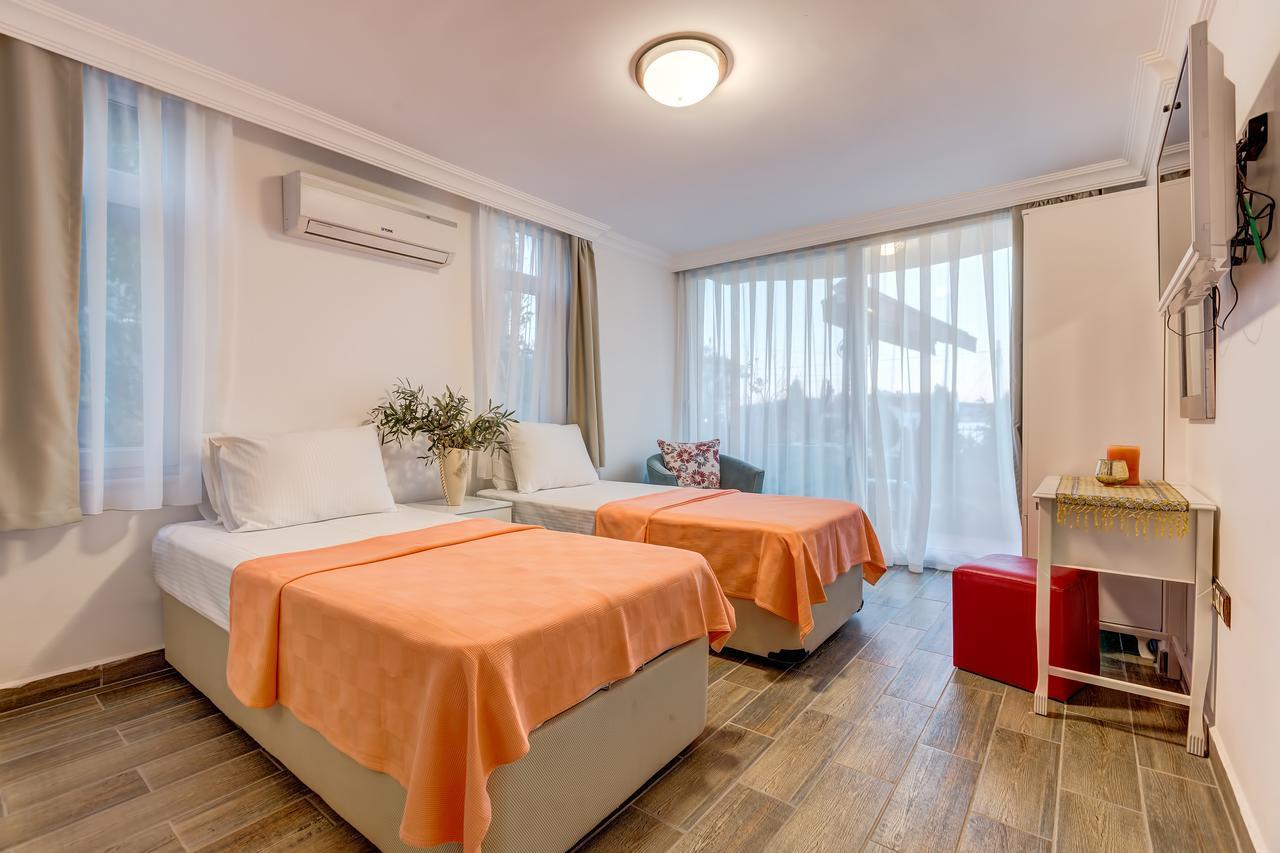 Nefes Hotel Ayvalik Exterior photo