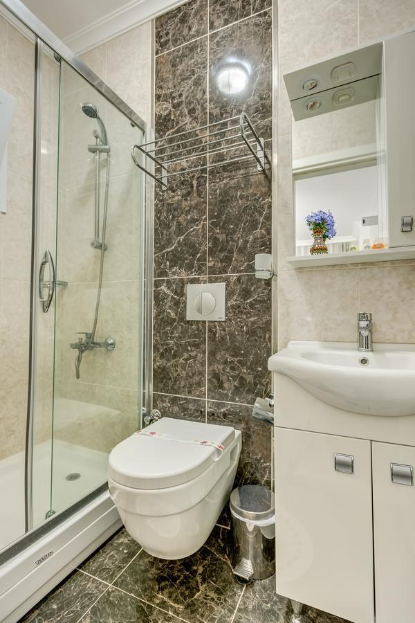 Nefes Hotel Ayvalik Exterior photo