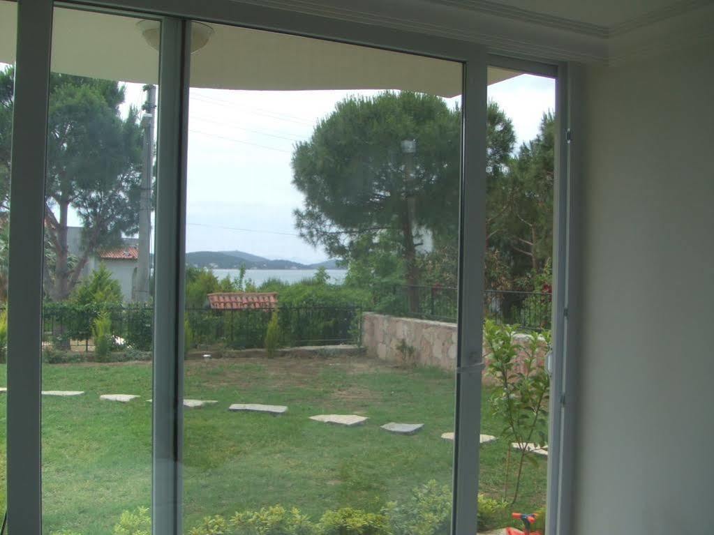 Nefes Hotel Ayvalik Exterior photo