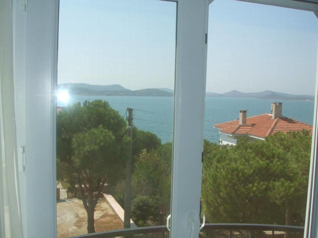 Nefes Hotel Ayvalik Exterior photo